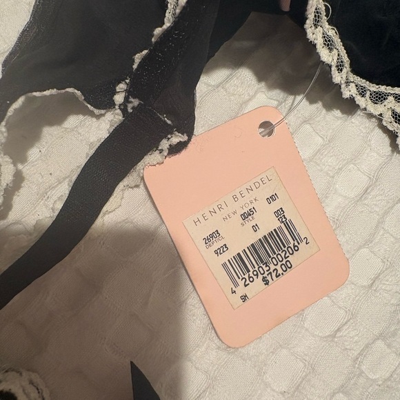 Agent provocateur kitty garter Black and White Lace - Picture 3 of 4